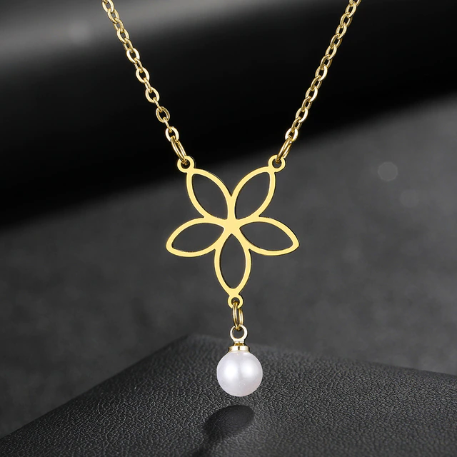 Flower Necklace Gold Color