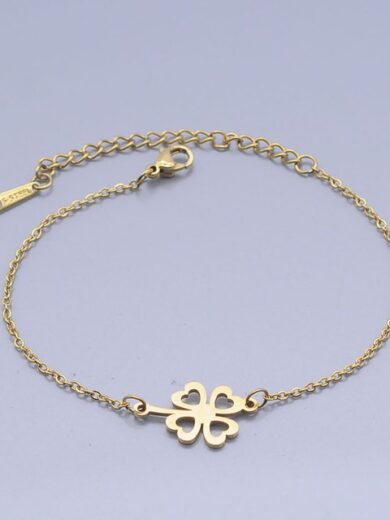 Dainty Flower Bracelet Gold color